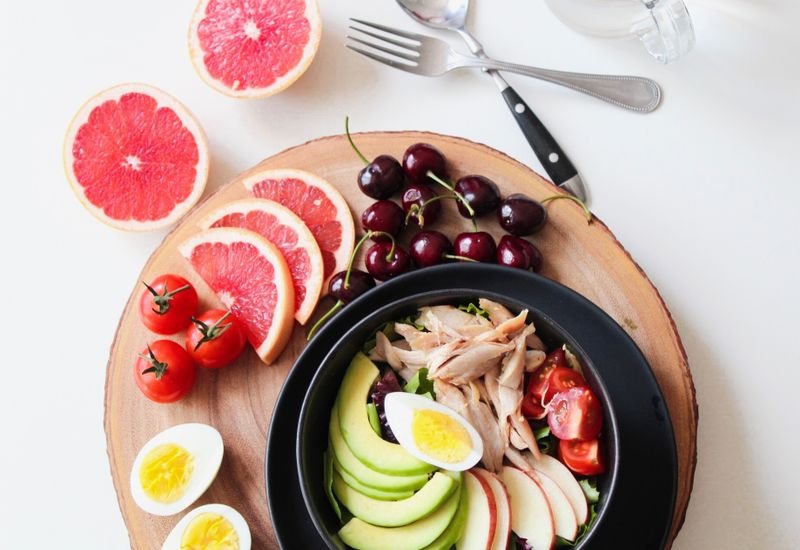 Sustainable Weight Loss Without Crash Diets cover image